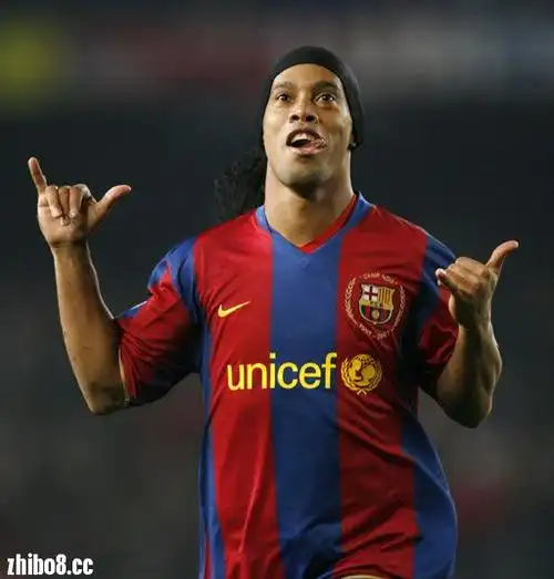 德甲：拜仁慕尼黑7比0狂胜波鸿