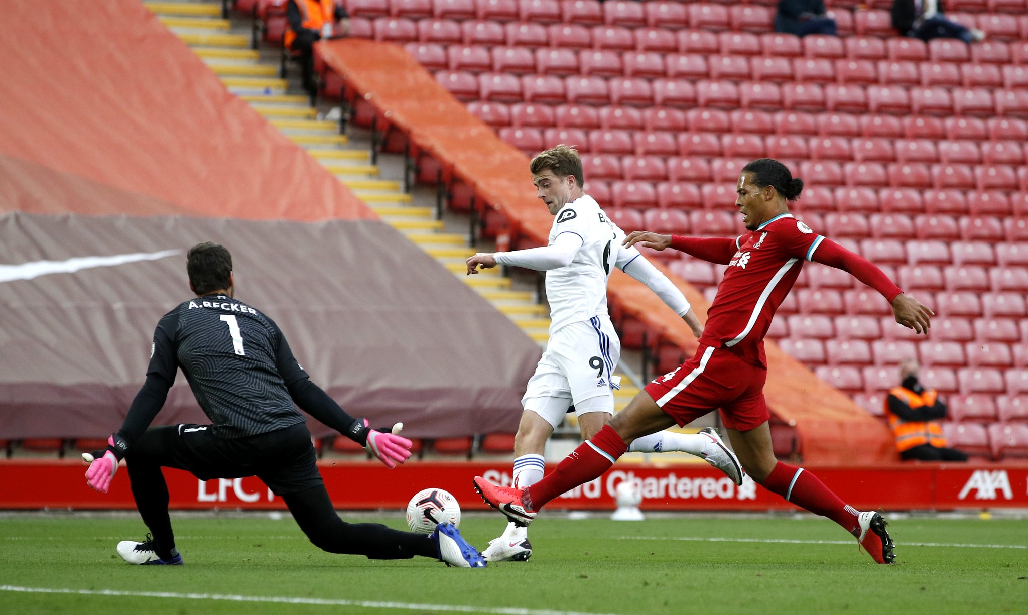 用绝杀战胜少打一人的纽卡，利物浦这是命够硬还是运气好？